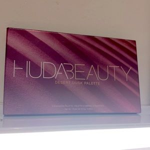 HUDA BEAUTY Desert Dusk Palette